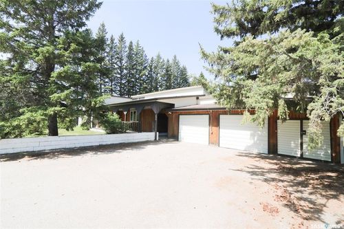 206 Cumming St, Springside, SK, S0A3V0 | Card Image