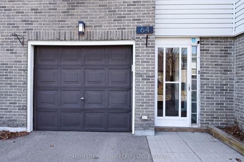 64-2440 Bromsgrove Rd, Mississauga, ON, L5J4J7 | Card Image