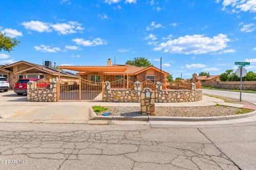 9753 Staubach Drive, El Paso, TX, 79927 | Card Image