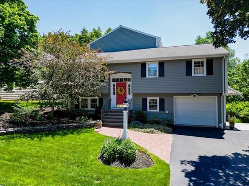 163 Woodside Ln, Arlington, MA, 02474-2153 | Card Image
