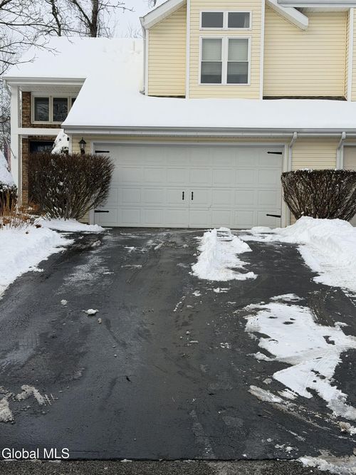 5 Captains Blvd, Waterford, NY, 12188-1155 | Card Image