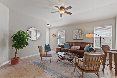 2126 Wiltshire Dr, New Braunfels, TX, 78130-2006 | Card Image