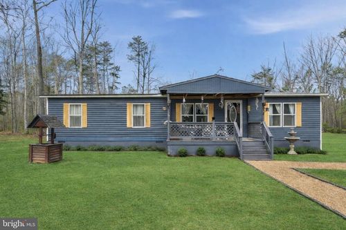 12913 W Catharpin Rd, Spotsylvania, VA, 22551-5335 | Card Image