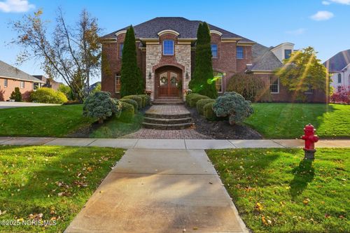 8457 Lakewood Dr, Findlay, OH, 45840-8630 | Card Image