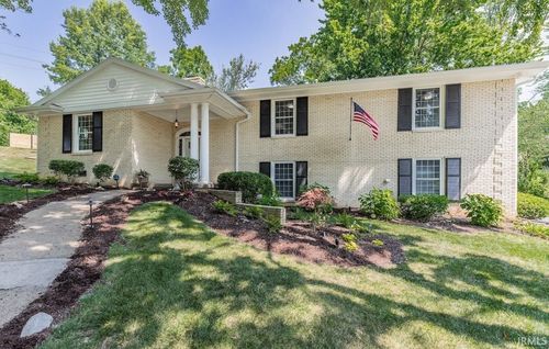 110 Ladonna Blvd, Evansville, IN, 47711-1860 | Card Image