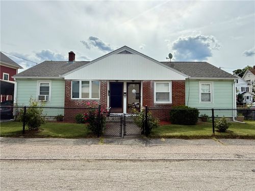 3 Clover Street, Pawtucket, RI, 02860 | Card Image