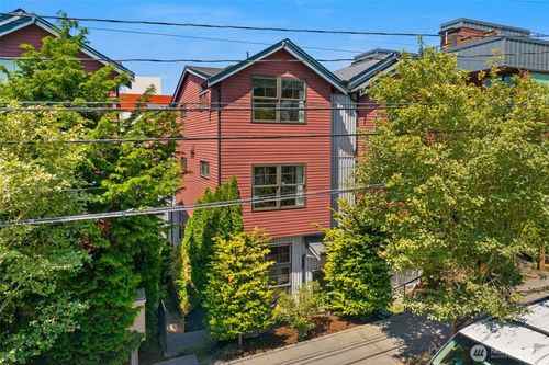 a-3609 Interlake Ave N, Seattle, WA, 98103-8104 | Card Image