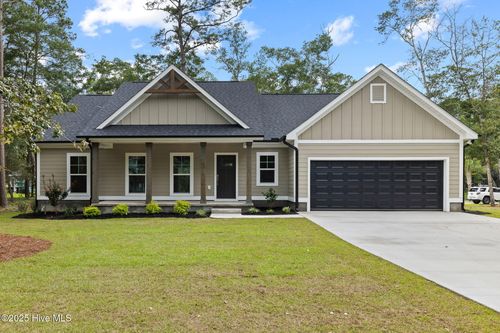 46-745 Lakeside Dr Se, Bolivia, NC, 28422-7729 | Card Image