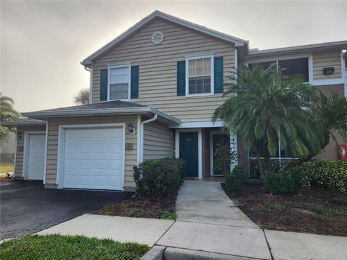 201-b-8926 Manor Loop Circle, LAKEWOOD RANCH, FL, 34202 | Card Image