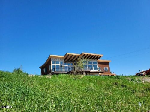 14044 48th St Nw, Williston, ND, 58801-8616 | Card Image