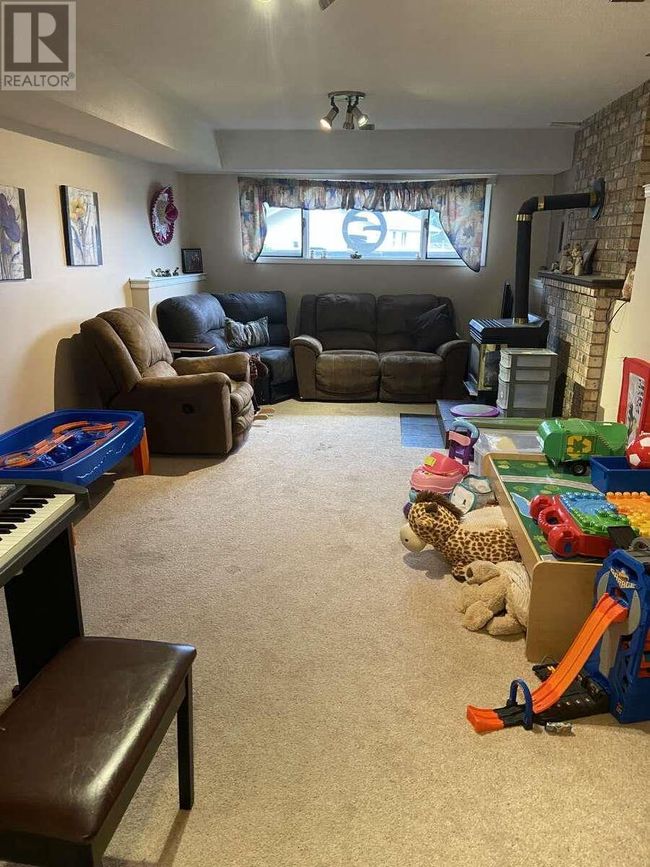 27 Preston Cres, House other with 4 bedrooms, 2 bathrooms and 4 parking in Enderby BC | Image 21