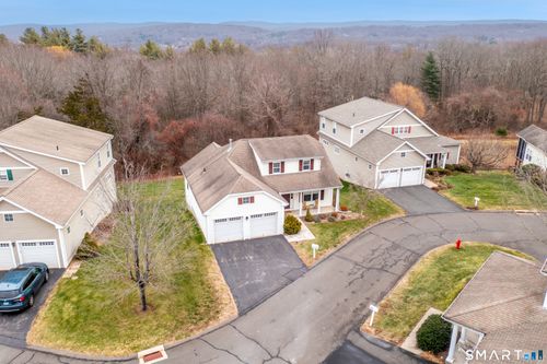 9-9 Pear Orchard Rd, Portland, CT, 06480-4606 | Card Image