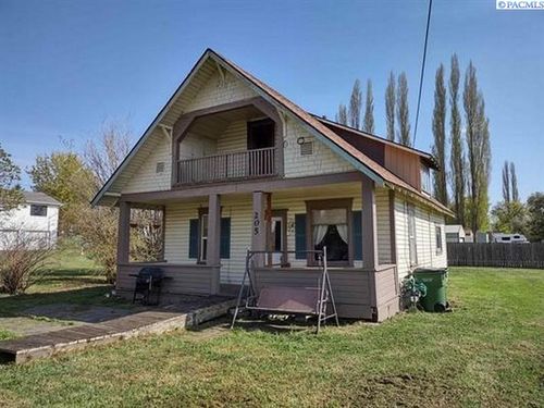 205 E 2nd, Spangle, WA, 99031 | Card Image