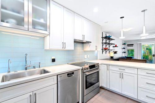 apt-5-68 Walaka St, Kihei, HI, 96753-8715 | Card Image