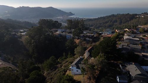 1222 Lerida Way, Pacifica, CA, 94044-3634 | Card Image