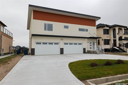 716 Emerald Park Rd, Emerald Park, SK, S4L0C4 | Card Image