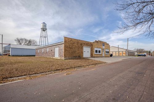 20 Avenue B E, Lake Park, IA, 51347 | Card Image