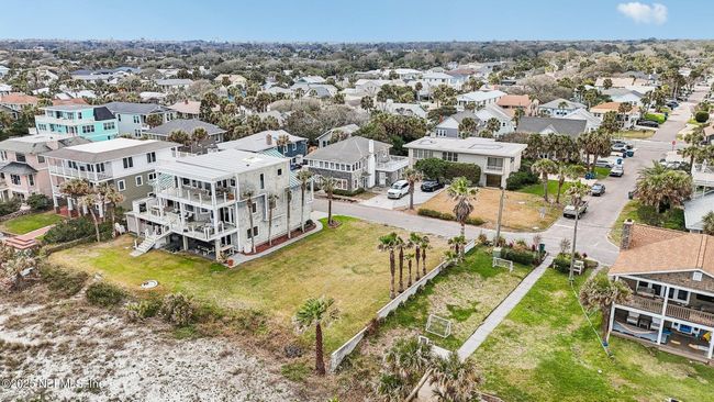 1403 Ocean Front, House other with 5 bedrooms, 4 bathrooms and null parking in NEPTUNE BEACH FL | Image 36