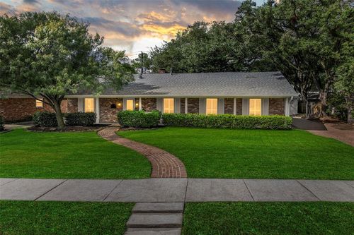 3815 Latma Dr, Houston, TX, 77025-4120 | Card Image