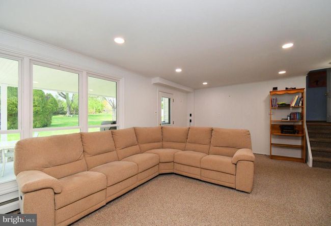 2 E Patricia Rd, House other with 3 bedrooms, 3 bathrooms and null parking in HOLLAND PA | Image 23