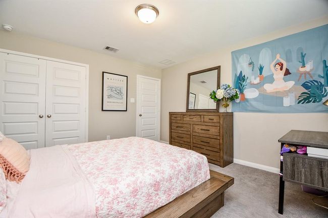 2626 Summer Indigo Trl, House other with 5 bedrooms, 3 bathrooms and 2 parking in Pearland TX | Image 33