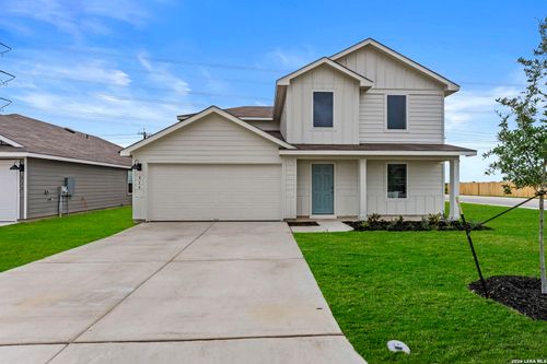 919 Prince Albert, Seguin, TX, 78155-3689 | Card Image
