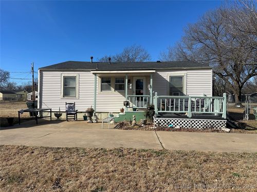 900 W 10th St, Okmulgee, OK, 74447-4536 | Card Image