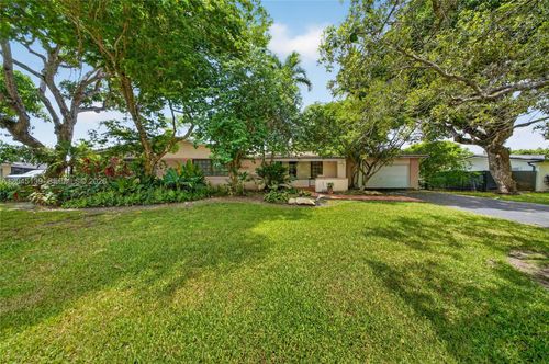 8340 Sw 151st St, Palmetto Bay, FL, 33158-1960 | Card Image