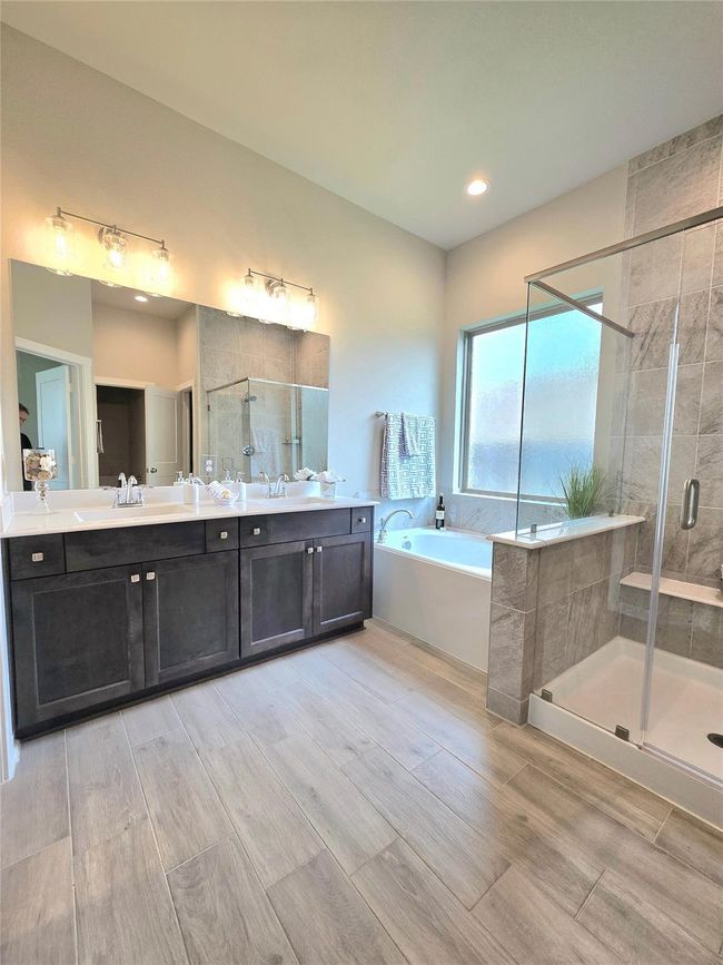 17409 Turtleweed Ln, House other with 3 bedrooms, 2 bathrooms and 2 parking in Conroe TX | Image 14