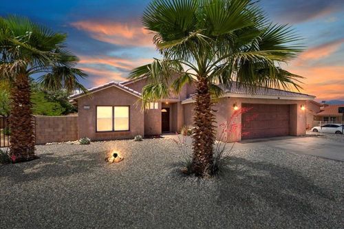 57229 Juarez Dr, Yucca Valley, CA, 92284-9525 | Card Image