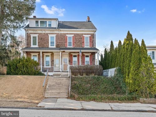 54 N Church St, SPRING CITY, PA, 19475-1807 | Card Image