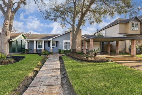 1423 Richelieu Ln, Houston, TX, 77018-1830 | Card Image