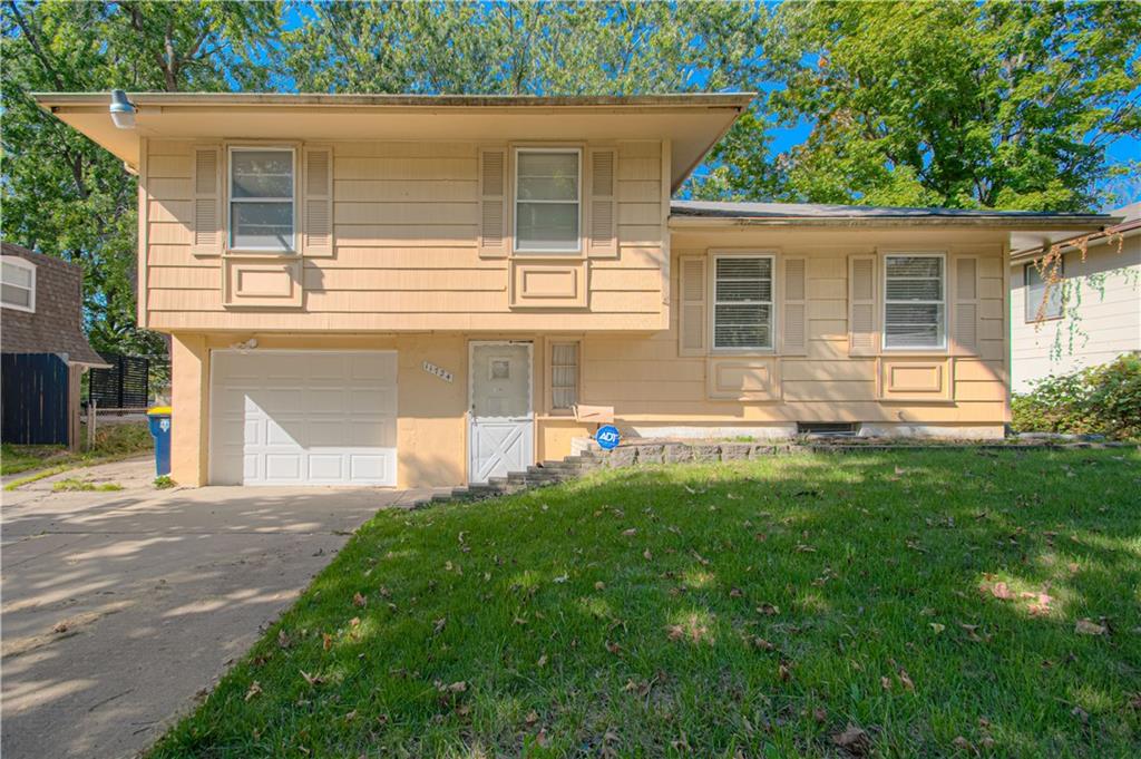 Fremont Ave, Kansas City, MO 64134