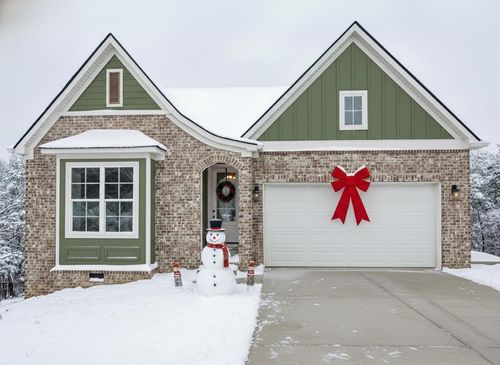 6933 Mercedes Ln, Ooltewah, TN, 37363-5680 | Card Image