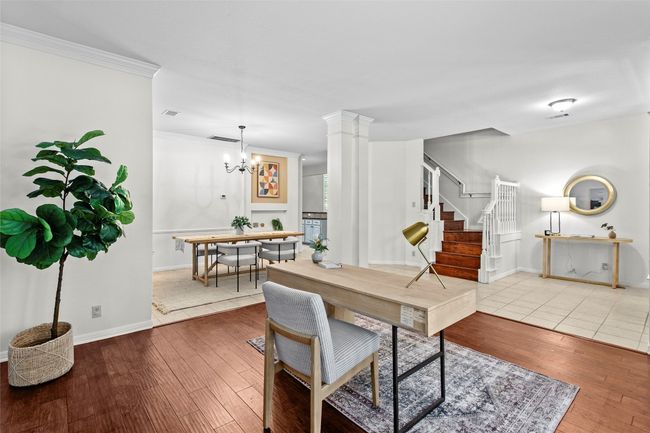 Gorgeous hardwood floors brighten this space | Image 10