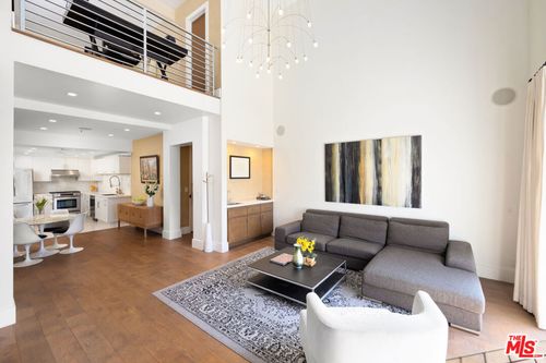 412-930 N Doheny Dr, West Hollywood, CA, 90048-1746 | Card Image