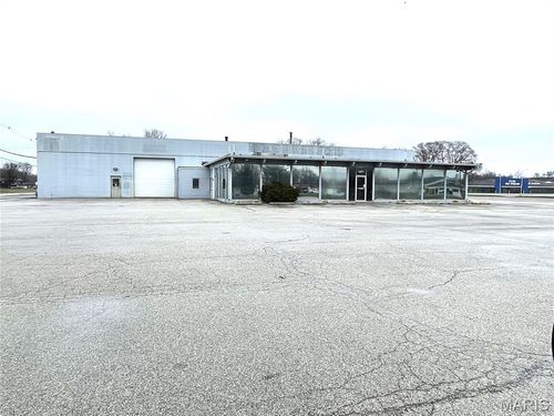 1371 Vaughn Road, Wood River, IL, 62095 | Card Image