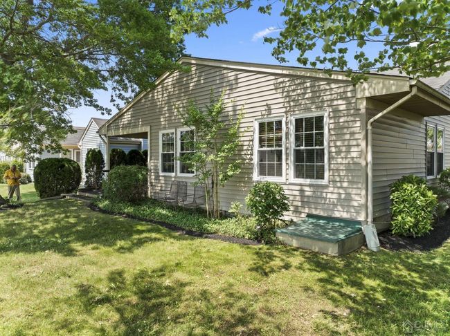 15 John Paul Jones Dr, House other with 2 bedrooms, 2 bathrooms and null parking in Monroe NJ | Image 5