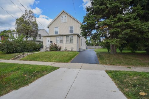 443 N Ash St, Waukegan, IL, 60085-3962 | Card Image