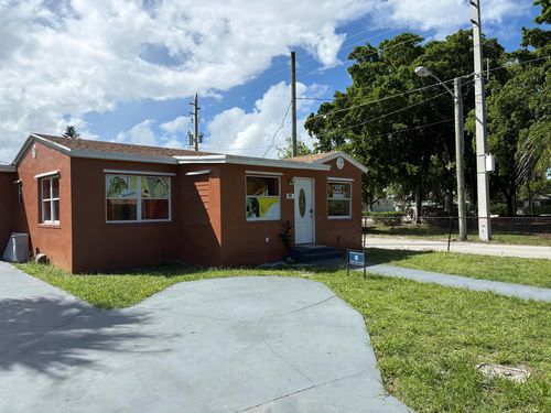 14 Sw 11th Ave, Delray Beach, FL, 33444-1526 | Card Image