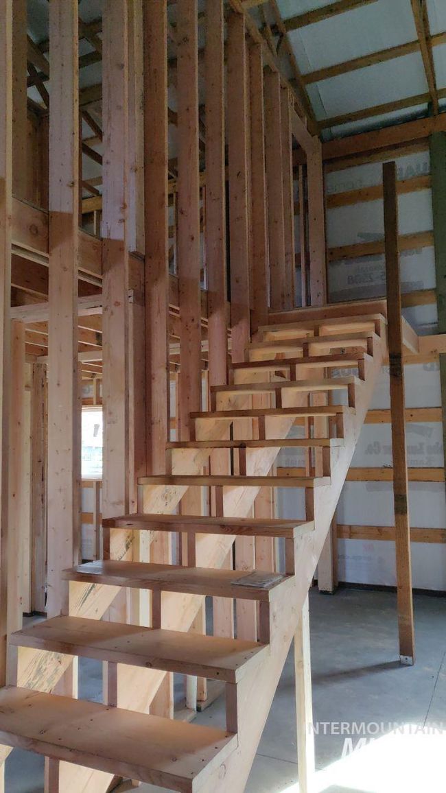 135 N Hill St, House other with 4 bedrooms, 2 bathrooms and 2 parking in Kamiah ID | Image 11