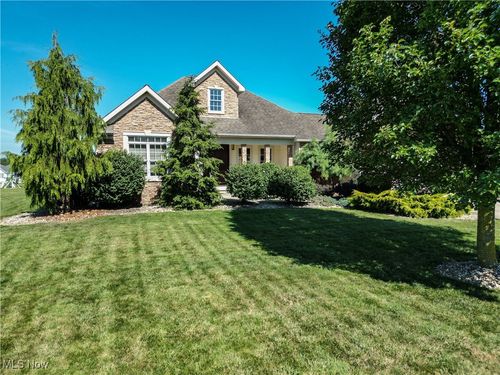 4290 Nicolina Way, Canfield, OH, 44406-7649 | Card Image