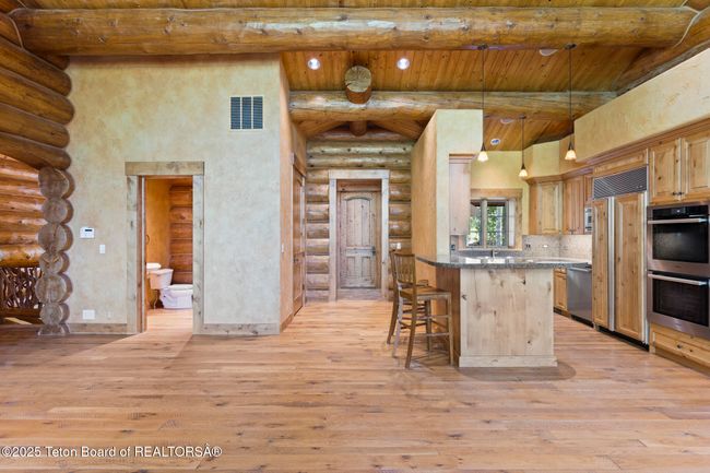 5725 Caddis Fly Dr, House other with 3 bedrooms, 4 bathrooms and null parking in Wilson WY | Image 10