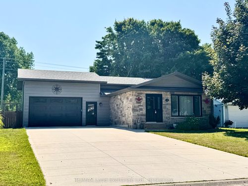 329 Bricker St, Port Elgin, ON, N0H2C1 | Card Image