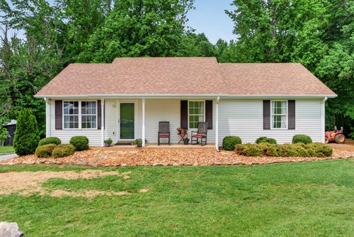 2381 Palmyra Rd, Palmyra, TN, 37142-2062 | Card Image
