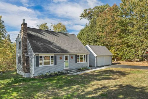 422 Deerpath Ln, Pembroke, NH, 03275-3213 | Card Image