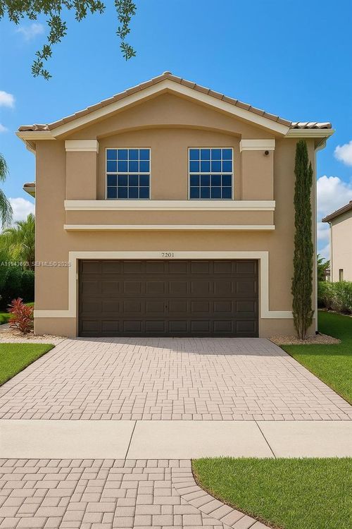 2950 163rd Ave, Miramar, FL, 33027-5236 | Card Image