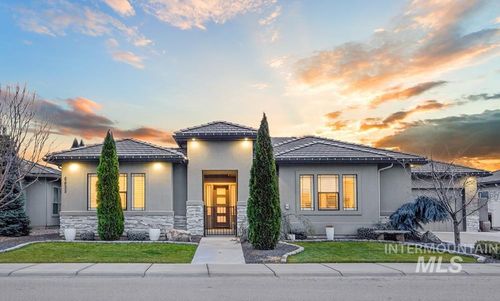 6638 N Big Cedar Way, Meridian, ID, 83646-6885 | Card Image