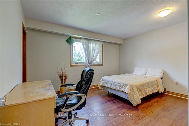 28 Redford Rd, House other with 4 bedrooms, 2 bathrooms and 6 parking in London ON | Image 14