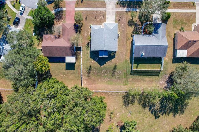 865 Scenic View Cir, House other with 3 bedrooms, 2 bathrooms and null parking in Minneola FL | Image 44